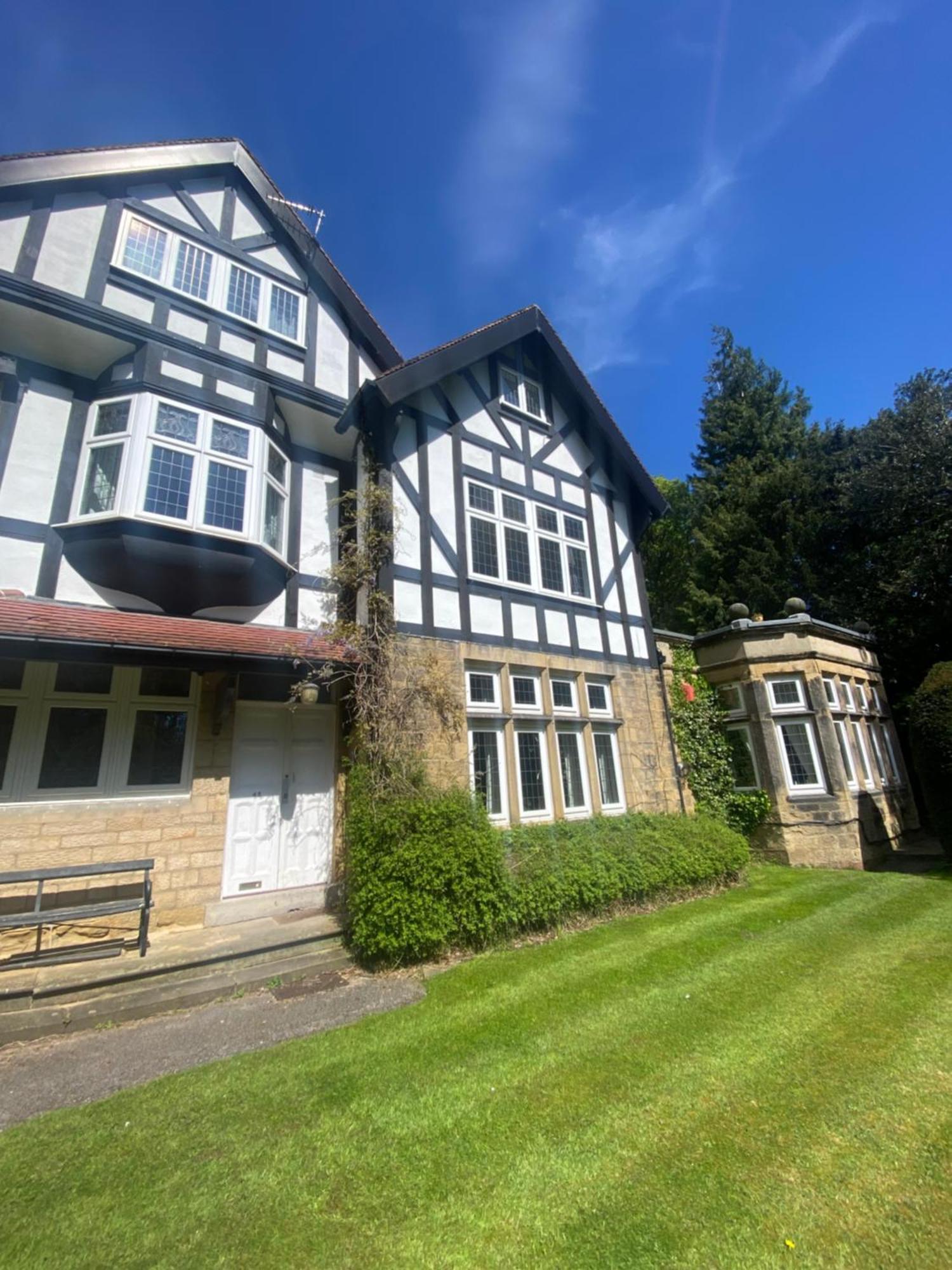Spacious Guest Flat Near Roundhay Park 利兹 外观 照片